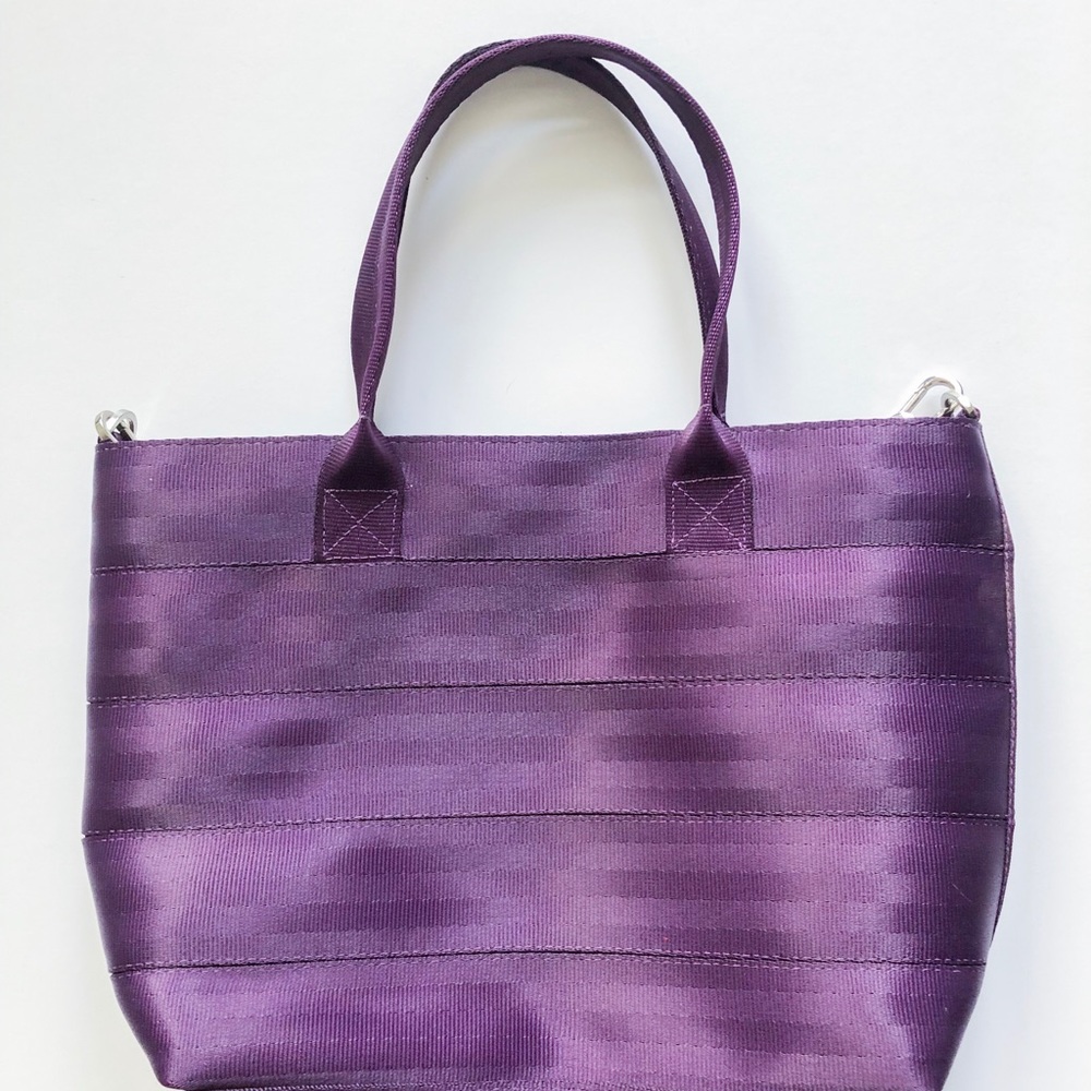 Harvey’s purple crossbody bag